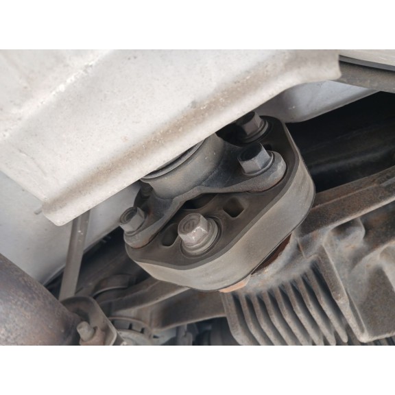 Recambio de transmision central para lexus is ii (_e2_) 220d (ale20) referencia OEM IAM 32022320140  