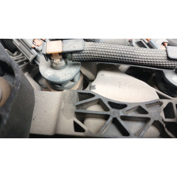 Recambio de motor completo para opel vivaro c furgoneta (k0) 1.5 referencia OEM IAM YHR  B