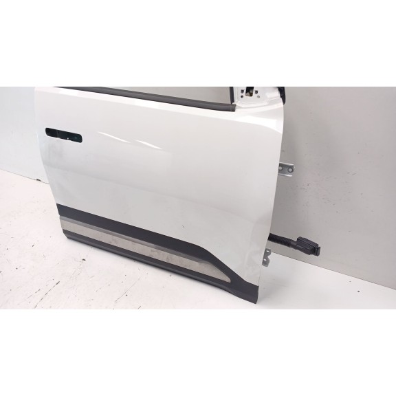 Recambio de puerta delantera derecha para kia ev3 referencia OEM IAM 76004EV000  