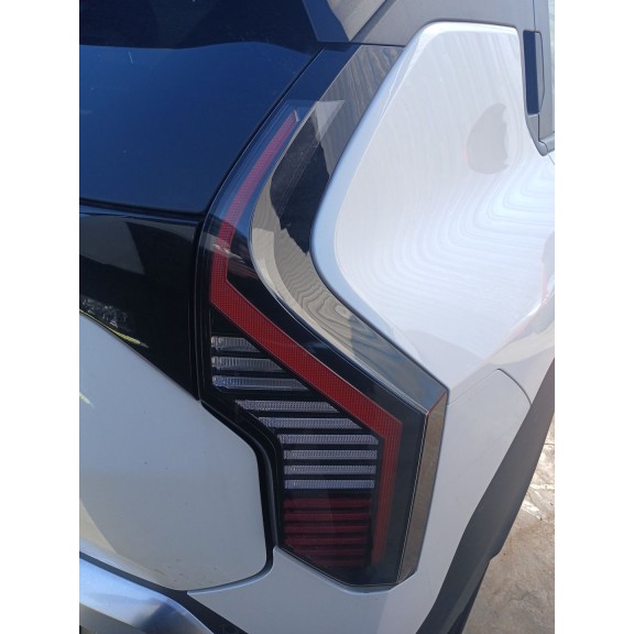 Recambio de piloto trasero derecho para kia ev3 referencia OEM IAM 92402EV000  