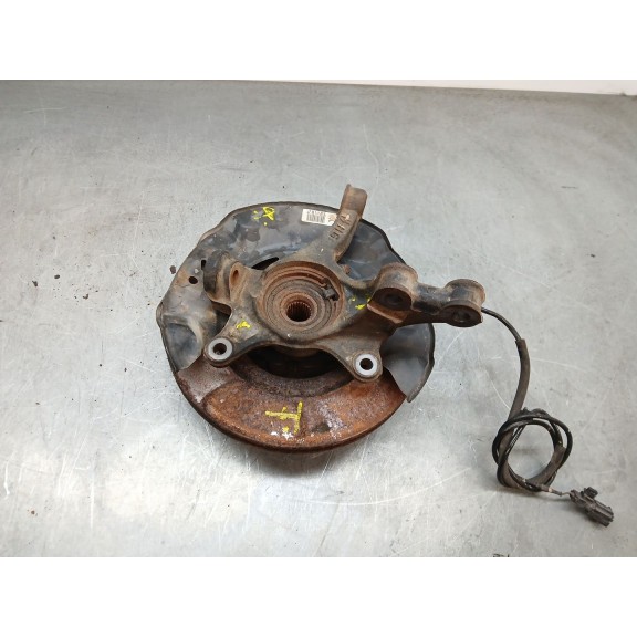 Recambio de mangueta delantera izquierda para toyota yaris hybrid active referencia OEM IAM   