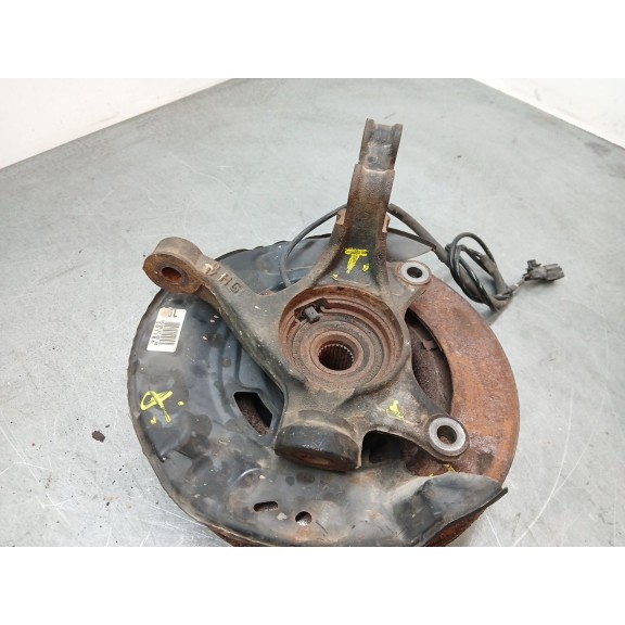 Recambio de mangueta delantera izquierda para toyota yaris hybrid active referencia OEM IAM   