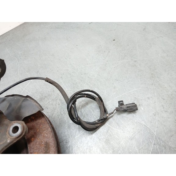 Recambio de mangueta delantera izquierda para toyota yaris hybrid active referencia OEM IAM   