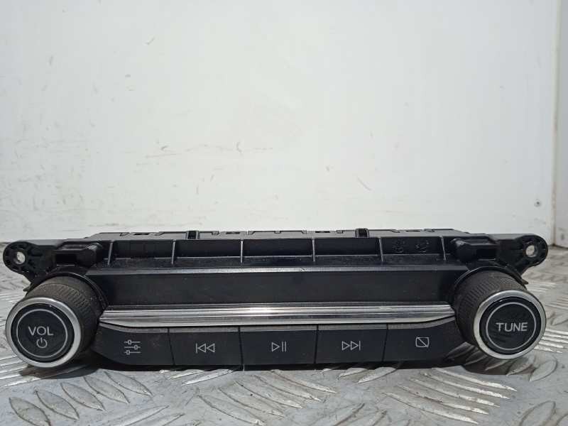 Recambio de sistema audio / radio cd para ford focus st-line referencia OEM IAM JX7T18K811AC MANDOS 