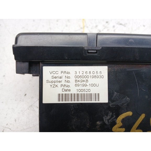 Recambio de display para volvo c30 1.6 d referencia OEM IAM 31268055  