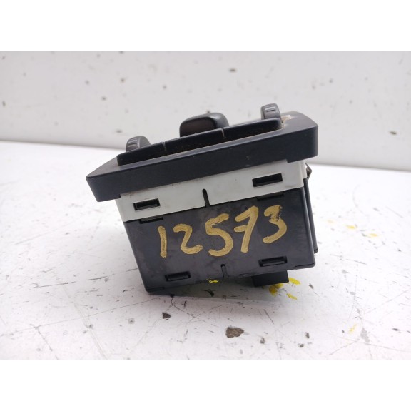 Recambio de mando luces para volvo c30 1.6 d referencia OEM IAM 30739300  