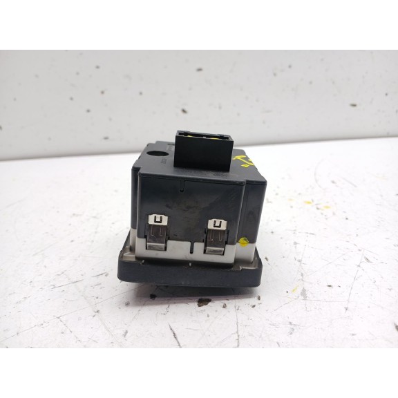 Recambio de mando luces para volvo c30 1.6 d referencia OEM IAM 30739300  