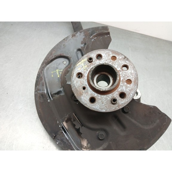 Recambio de mangueta delantera izquierda para mercedes-benz clase m (w164) 4.0 cdi referencia OEM IAM 01060037  