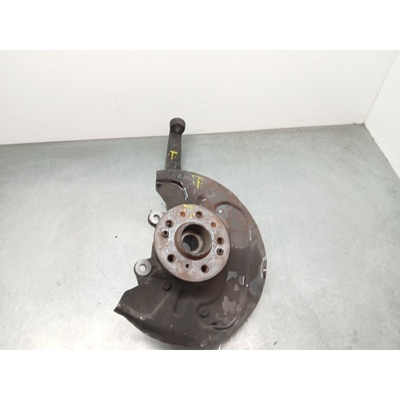 Recambio de mangueta delantera derecha para mercedes-benz clase m (w164) 4.0 cdi referencia OEM IAM 060041C1  