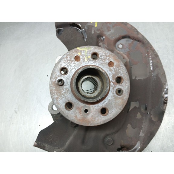 Recambio de mangueta delantera derecha para mercedes-benz clase m (w164) 4.0 cdi referencia OEM IAM 060041C1  