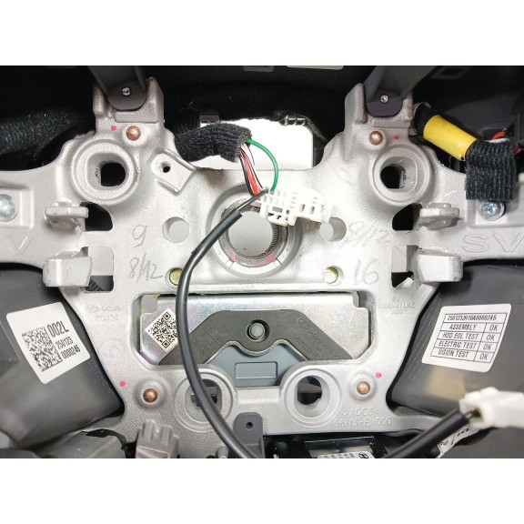 Recambio de volante para kia ev3 referencia OEM IAM 6111EV100ELG  