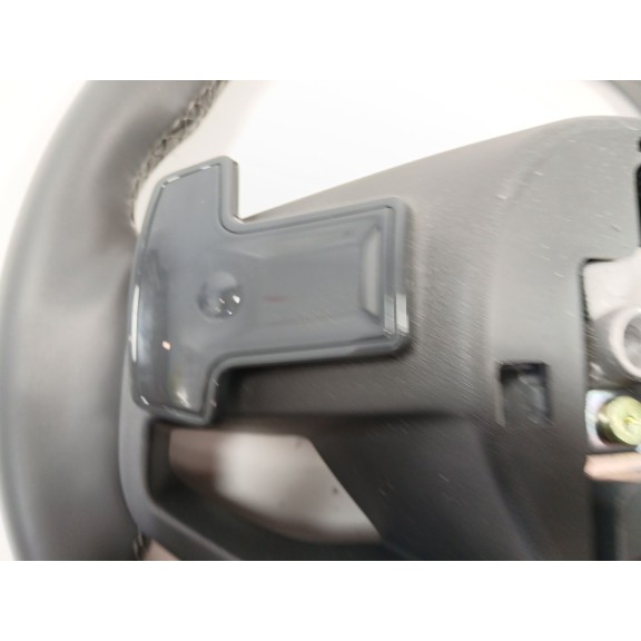Recambio de volante para kia ev3 referencia OEM IAM 6111EV100ELG  