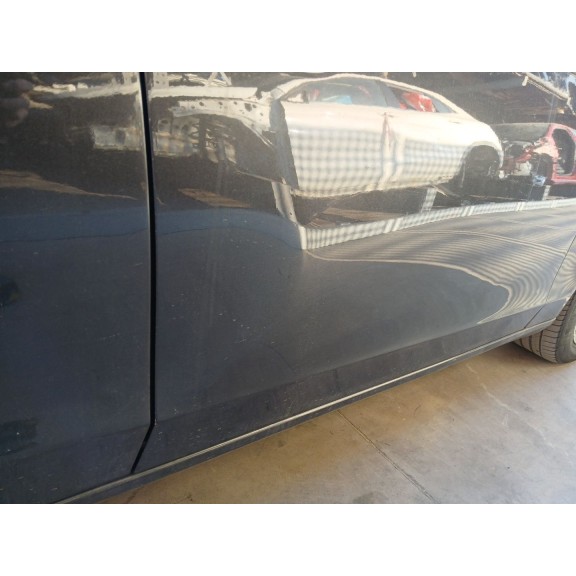 Recambio de puerta delantera derecha para audi a4 b8 avant (8k5) 2.0 tdi referencia OEM IAM 8K0831052J  