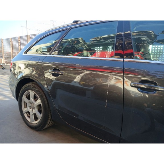 Recambio de puerta trasera derecha para audi a4 b8 avant (8k5) 2.0 tdi referencia OEM IAM 8K9833052D  