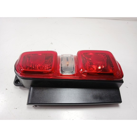 Recambio de piloto trasero derecho para opel vivaro c furgoneta (k0) 1.5 referencia OEM IAM 9808243080  