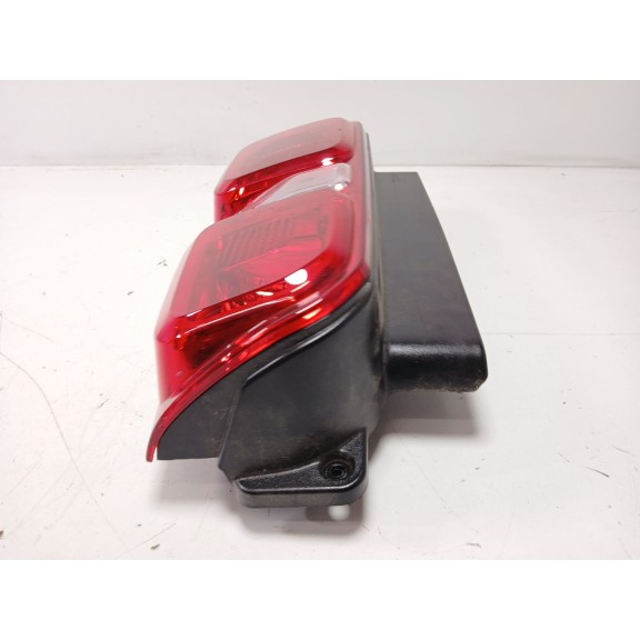 Recambio de piloto trasero derecho para opel vivaro c furgoneta (k0) 1.5 referencia OEM IAM 9808243080  