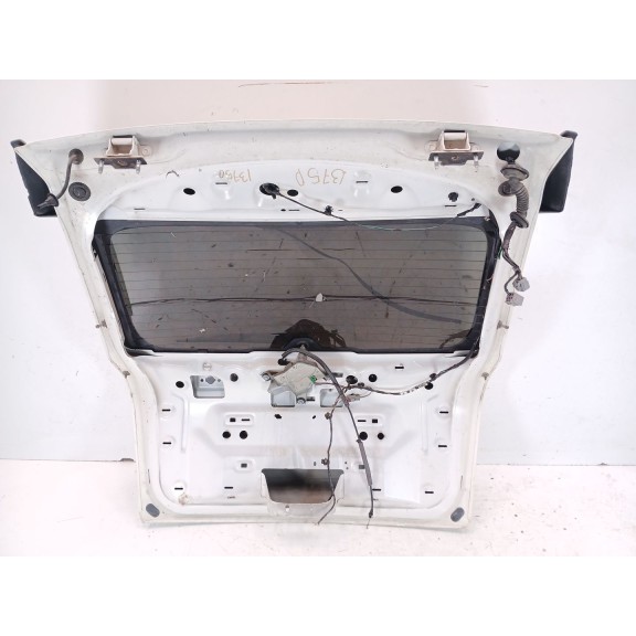 Recambio de porton trasero para dodge caliber s referencia OEM IAM 5074151AB BLANCO 5074151AB