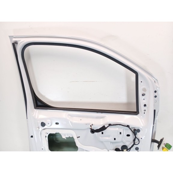 Recambio de puerta delantera izquierda para toyota proace furgoneta (mdz_) 1.5 d4d (mdz1) referencia OEM IAM SU001C3730  