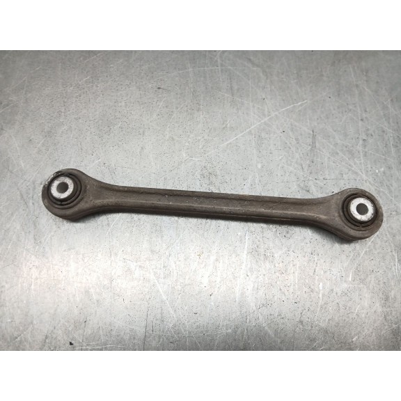 Recambio de brazo suspension superior trasero derecho para porsche panamera diesel referencia OEM IAM 97034105110  