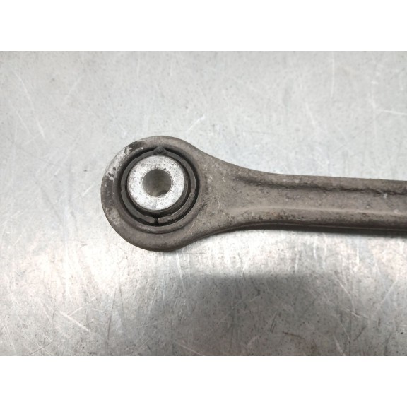 Recambio de brazo suspension superior trasero derecho para porsche panamera diesel referencia OEM IAM 97034105110  