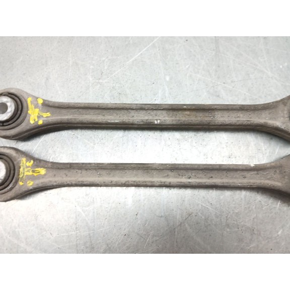 Recambio de brazo suspension superior trasero izquierdo para porsche panamera diesel referencia OEM IAM 97034105110  