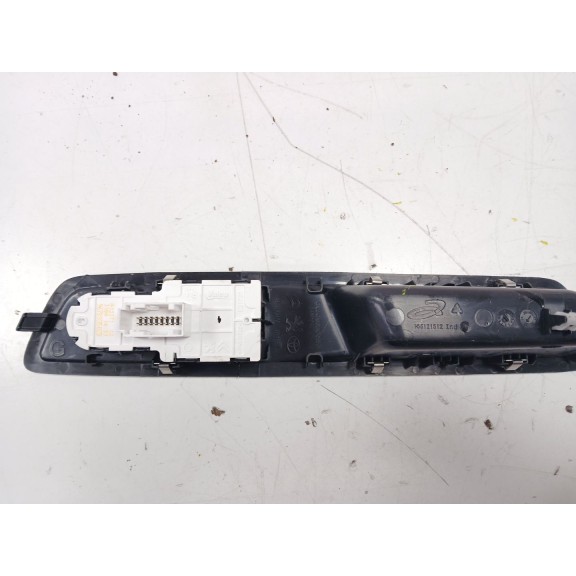 Recambio de mando elevalunas delantero izquierdo para opel vivaro c furgoneta (k0) 1.5 referencia OEM IAM 96783350ZD  