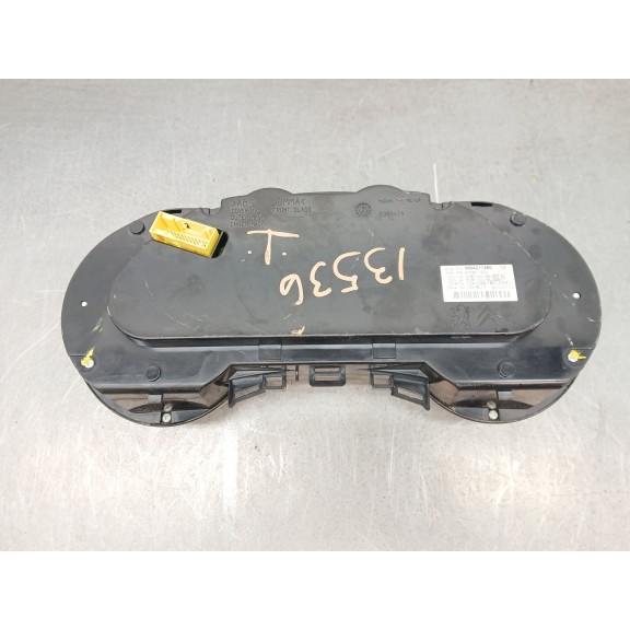 Recambio de cuadro instrumentos para peugeot 3008 active referencia OEM IAM 9804211280  