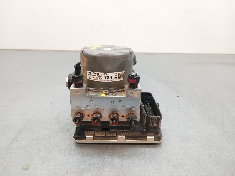 Recambio de abs para hyundai kona (os, ose, osi) 1.0 t-gdi referencia OEM IAM 58900J9300  