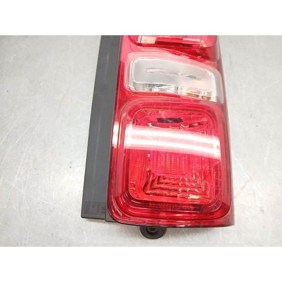 Recambio de piloto trasero derecho para peugeot expert furgoneta (v_) 1.5 bluehdi 100 referencia OEM IAM 9808243080  