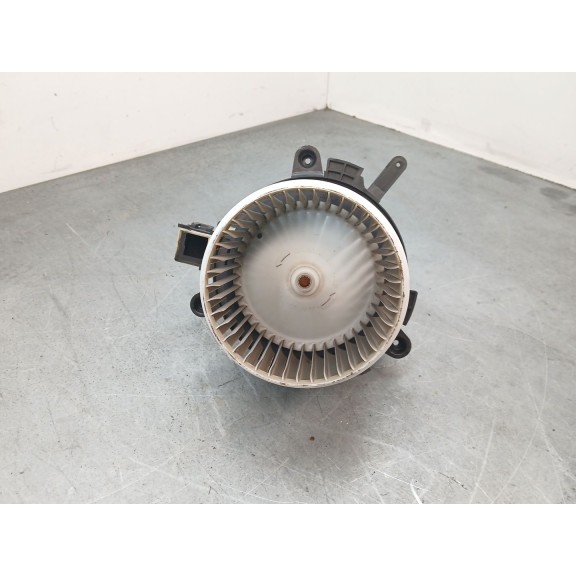 Recambio de ventilador calefaccion para toyota proace furgoneta (mdz_) 1.5 d4d (mdz1) referencia OEM IAM EQA352GV  