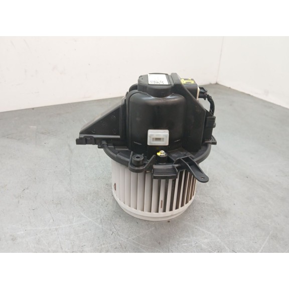 Recambio de ventilador calefaccion para toyota proace furgoneta (mdz_) 1.5 d4d (mdz1) referencia OEM IAM EQA352GV  
