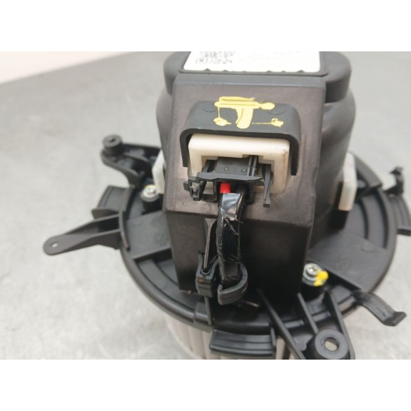 Recambio de ventilador calefaccion para toyota proace furgoneta (mdz_) 1.5 d4d (mdz1) referencia OEM IAM EQA352GV  