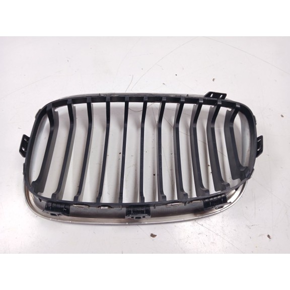 Recambio de rejilla delantera para bmw 1 (f20) 118 d referencia OEM IAM 7239022  
