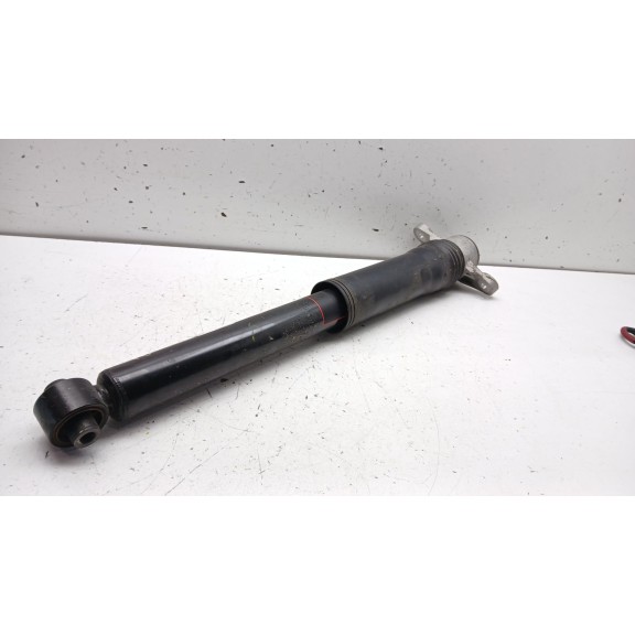 Recambio de amortiguador trasero derecho para kia ev3 referencia OEM IAM 55300ev150  