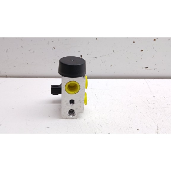 Recambio de valvula expansion para kia ev3 referencia OEM IAM 53158690  