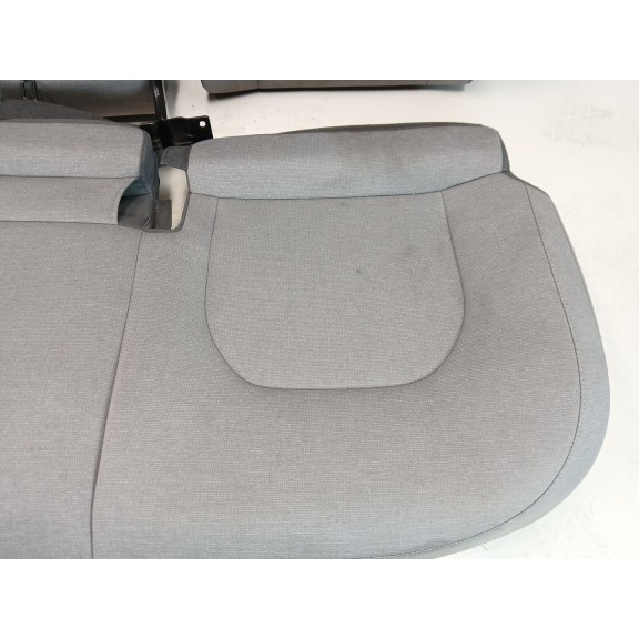 Recambio de asientos traseros para kia ev3 referencia OEM IAM   