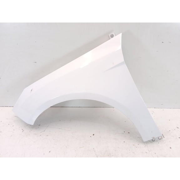 Recambio de aleta delantera izquierda para ford focus iii 1.5 tdci referencia OEM IAM 2171304  