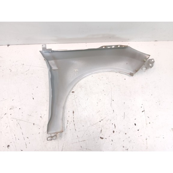 Recambio de aleta delantera izquierda para ford focus iii 1.5 tdci referencia OEM IAM 2171304  