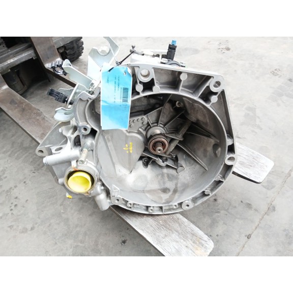 Recambio de caja cambios para fiat 500 lounge referencia OEM IAM 55204040  