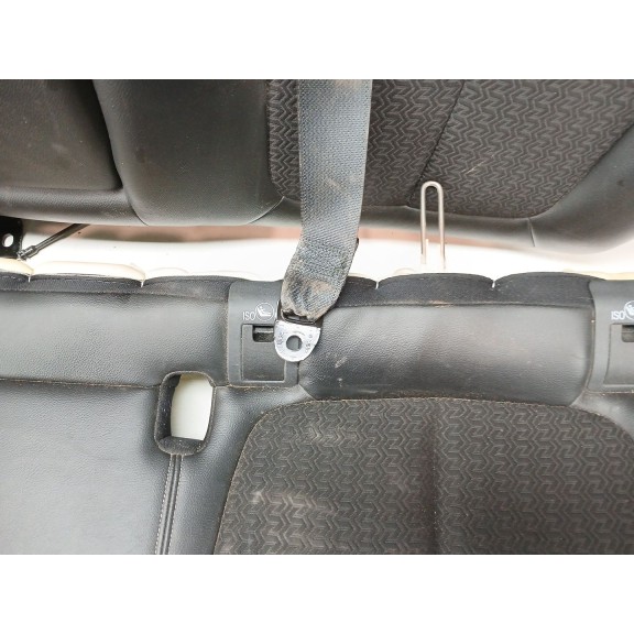Recambio de asientos traseros para renault kadjar (ha_, hl_) 1.2 tce 130 referencia OEM IAM   