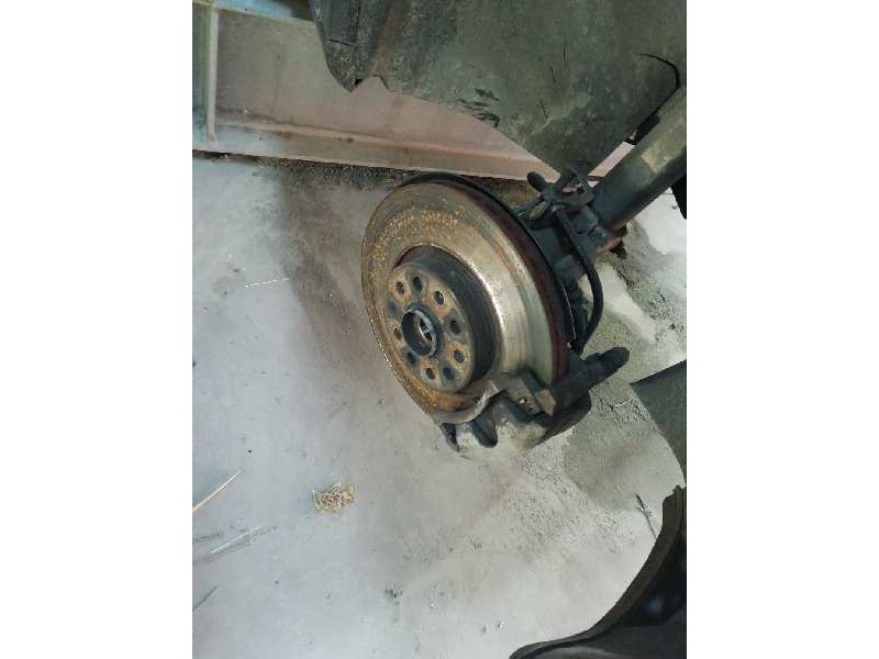 Recambio de mangueta delantera derecha para seat leon st (5f8) x-perience 4drive referencia OEM IAM 5Q0407258C  