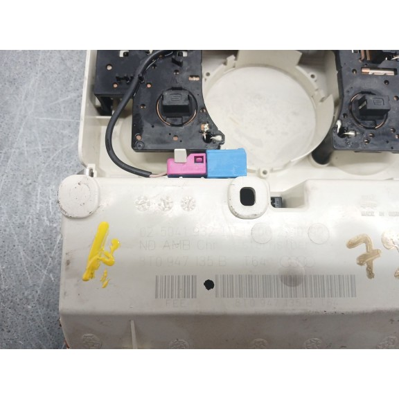 Recambio de luz interior para audi a4 b8 avant (8k5) 2.0 tdi referencia OEM IAM 8t0947135b  