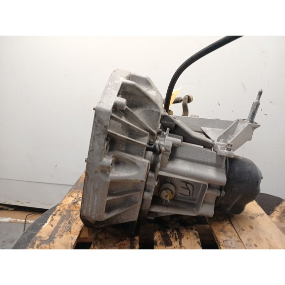 Recambio de caja cambios para dacia sandero (bs_) 1.5 dci referencia OEM IAM JR5166 / 7711368699 / 8201180964  