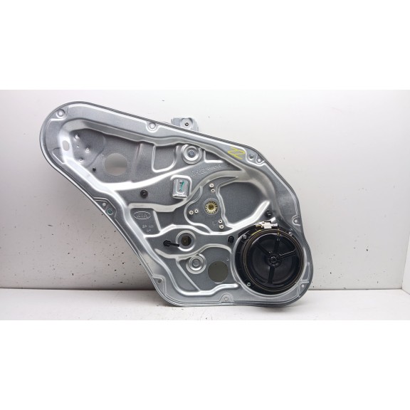 Recambio de elevalunas trasero izquierdo para kia sorento ii (xm) 2.2 crdi referencia OEM IAM 834012P000  