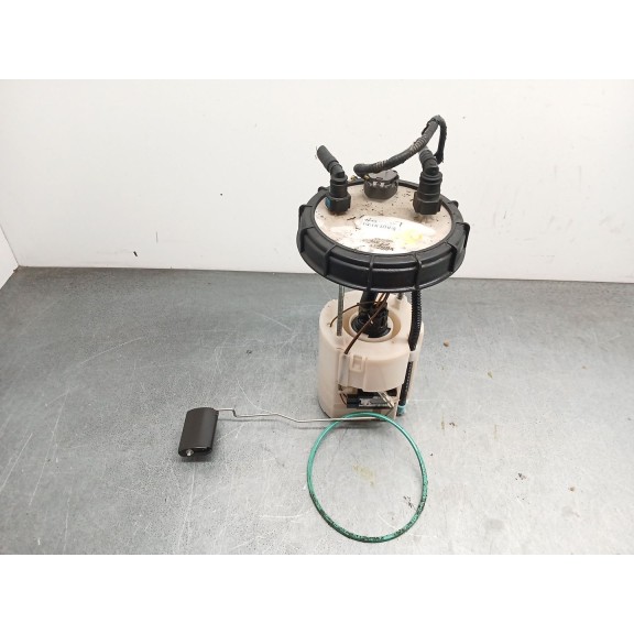 Recambio de bomba combustible para kia sorento ii (xm) 2.2 crdi referencia OEM IAM 311102W900  
