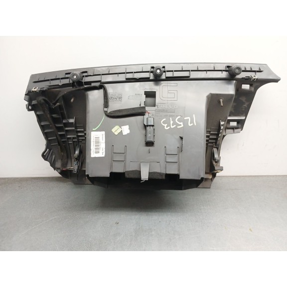 Recambio de guantera para volvo c30 1.6 d referencia OEM IAM 9123248  