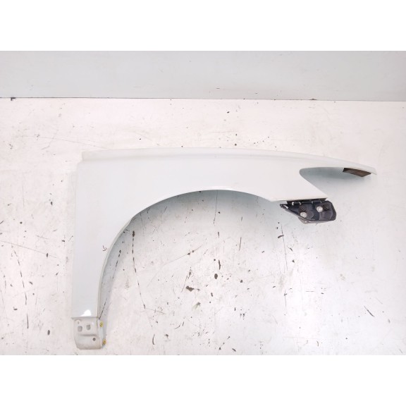 Recambio de aleta delantera derecha para volvo s40 berlina 1.6 diesel cat referencia OEM IAM 31278845  