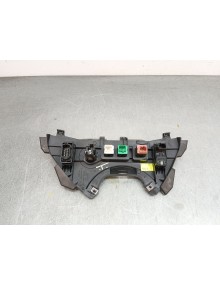 Recambio de mando elevalunas delantero izquierdo para peugeot partner tepee 1.6 hdi 90 4x4 referencia OEM IAM 6490HQ 9680931977  2
