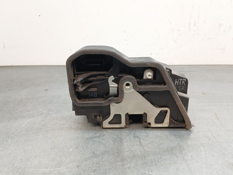 Recambio de cerradura puerta trasera derecha para bmw serie 5 berlina (e60) 530d referencia OEM IAM 7202148  