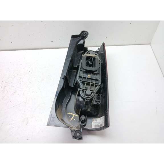 Recambio de piloto trasero izquierdo para opel combo e tour / life (k9) 1.5 referencia OEM IAM 9819235880  